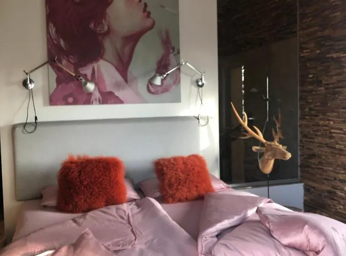 Pfaendertraum Luxus * لوشاو باي بيرغنز